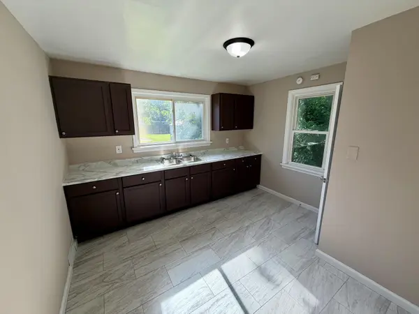1855 W 57th AVE, Merrillville, IN 46410