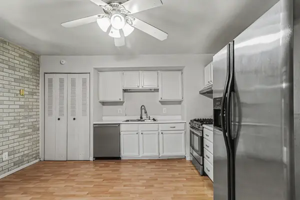 404 Sable Drive, Valparaiso, IN 46385