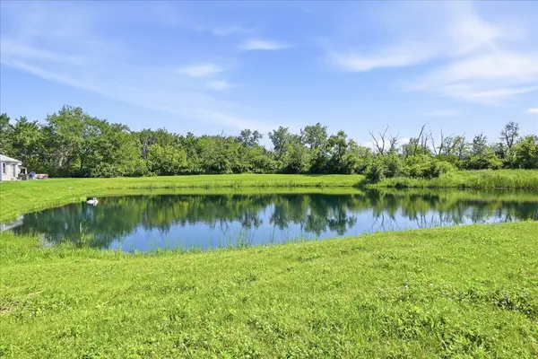 1001 Freedom CIR, Crown Point, IN 46307
