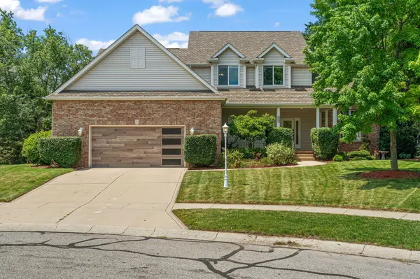 1156 Smallwood TRL, Valparaiso, IN 46385