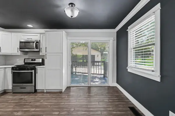 455 Marian DR, Valparaiso, IN 46385
