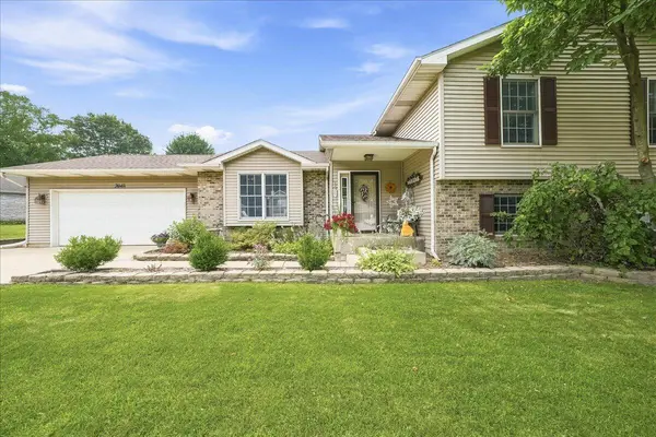 2048 Landmark ST, Portage, IN 46368