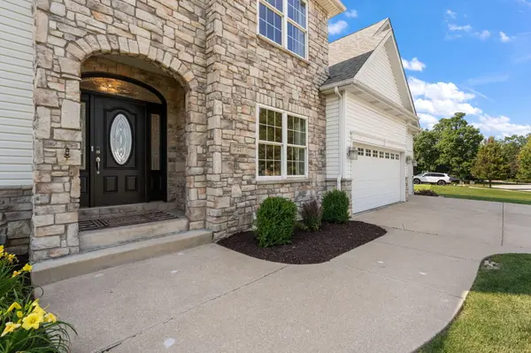 7217 Boardwalk CIR, Crown Point, IN 46307