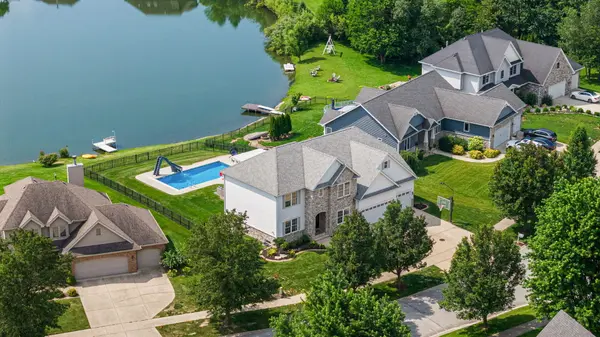 7217 Boardwalk CIR, Crown Point, IN 46307