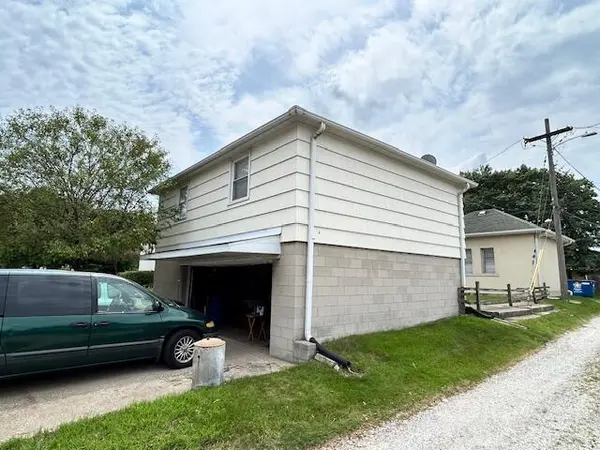 4 Ruth ST, Calumet City, IL 60409