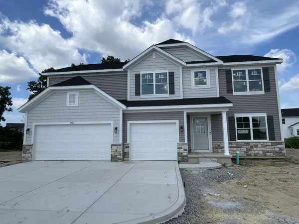 2560 Iowa ST, Crown Point, IN 46307