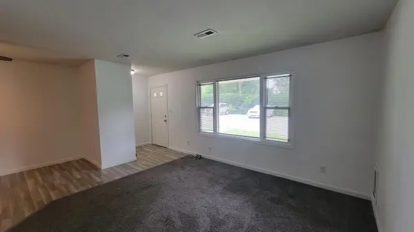 126 E 73rd AVE, Merrillville, IN 46410