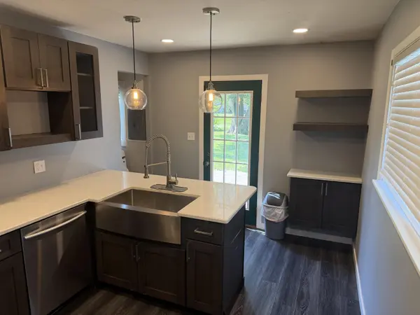 1025 W Porter AVE, Chesterton, IN 46304