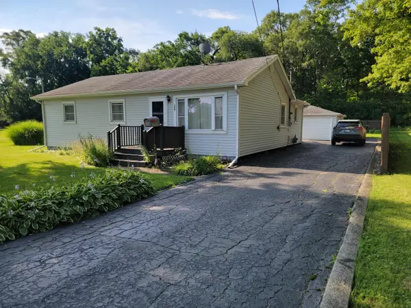 209 E 71st AVE, Merrillville, IN 46410