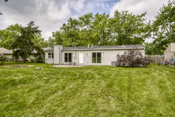9713 N 490, Demotte, IN 46310