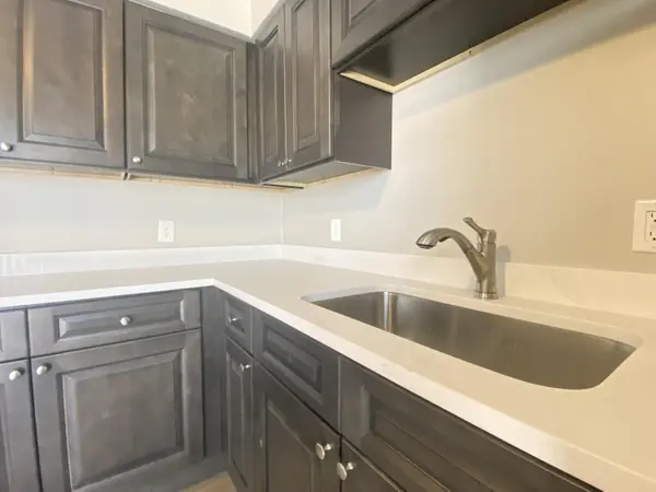 5512 Washington ST, Merrillville, IN 46410