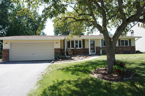 784 Governor RD, Valparaiso, IN 46385