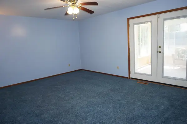 784 Governor Road, Valparaiso, IN 46385