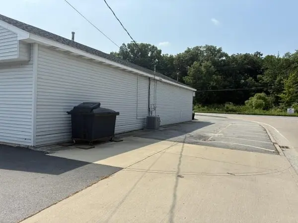 616 15th SE Street, Demotte, IN 46310