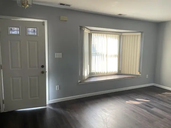 6082 Pennsylvania ST, Merrillville, IN 46410