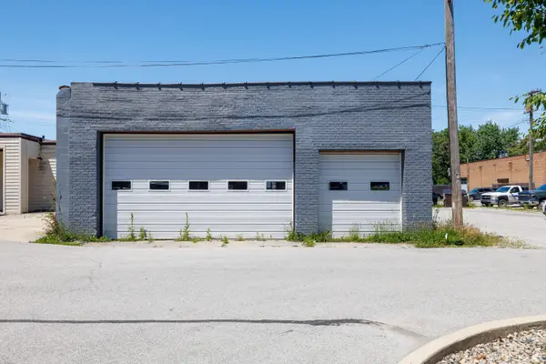 120 Wall ST, Lowell, IN 46356