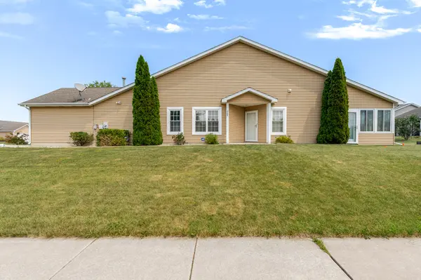 1755 E 105th AVE, Crown Point, IN 46307