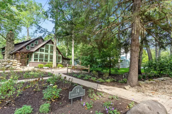 14 Powhatan TRL, Michiana Shores, IN 46360