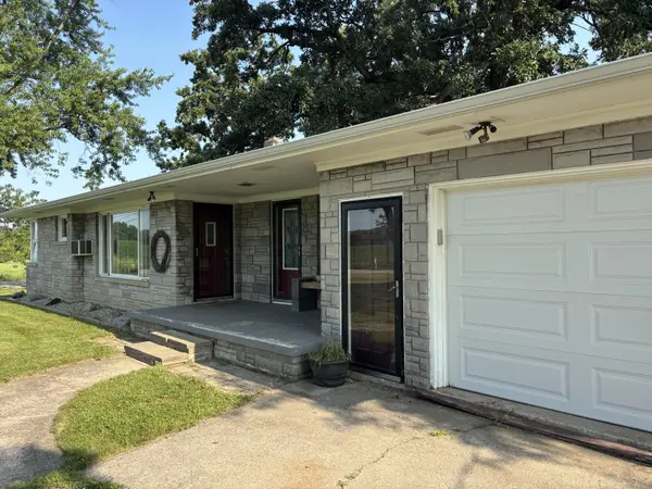 4004 E 109th AVE, Crown Point, IN 46307