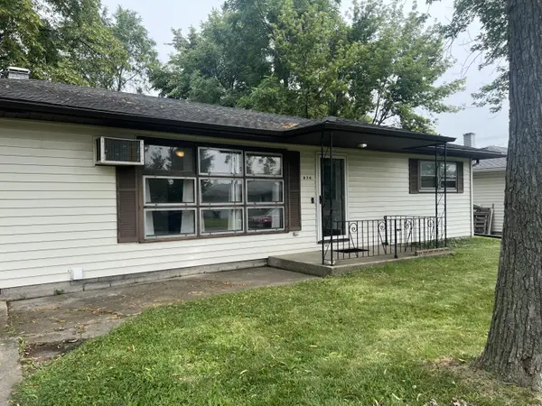 830 W 39th AVE, Hobart, IN 46342