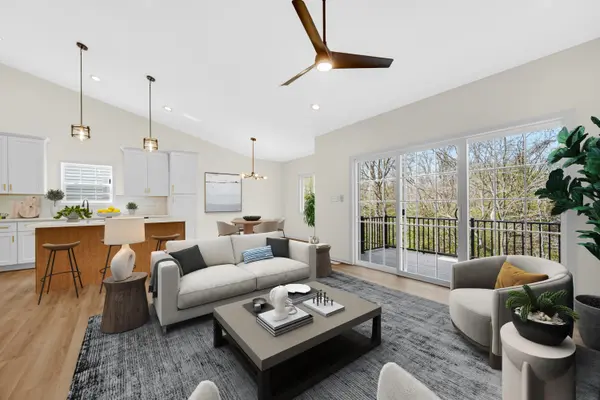 1600 Melanie Lane, Chesterton, IN 46304