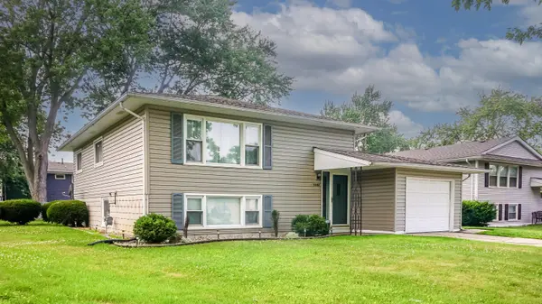 7266 Polk ST, Merrillville, IN 46410