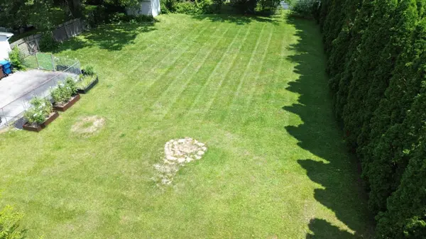 703 Heritage RD, Valparaiso, IN 46385