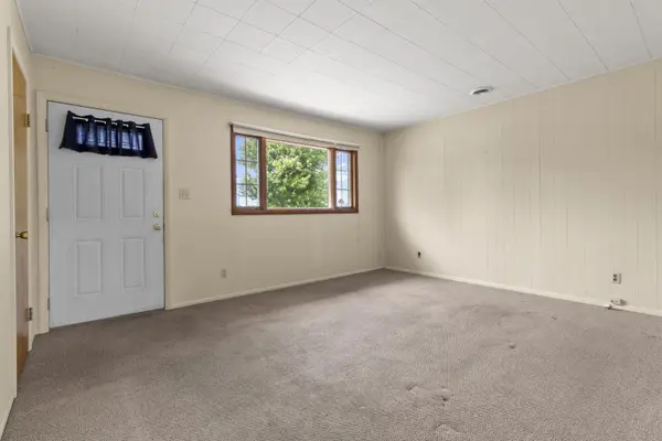 9307 Ellen Drive, Highland, IN 46322