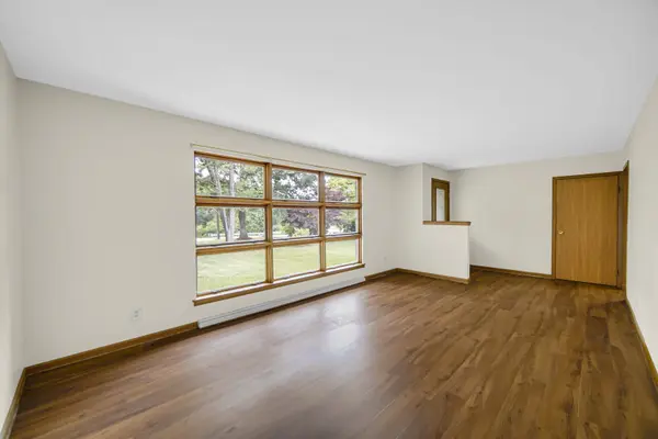 925 S Indiana AVE, Crown Point, IN 46307