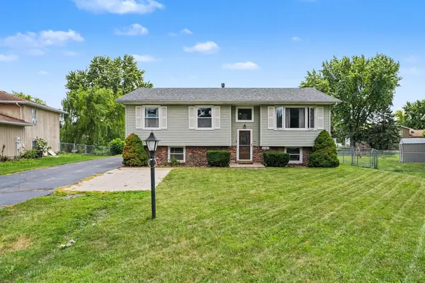4081 Westover DR, Crown Point, IN 46307