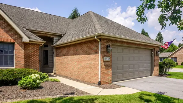 1832 Windfield DR, Munster, IN 46321