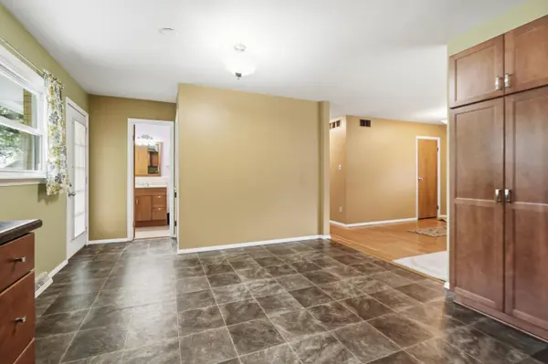 7605 W 86th AVE, Crown Point, IN 46307