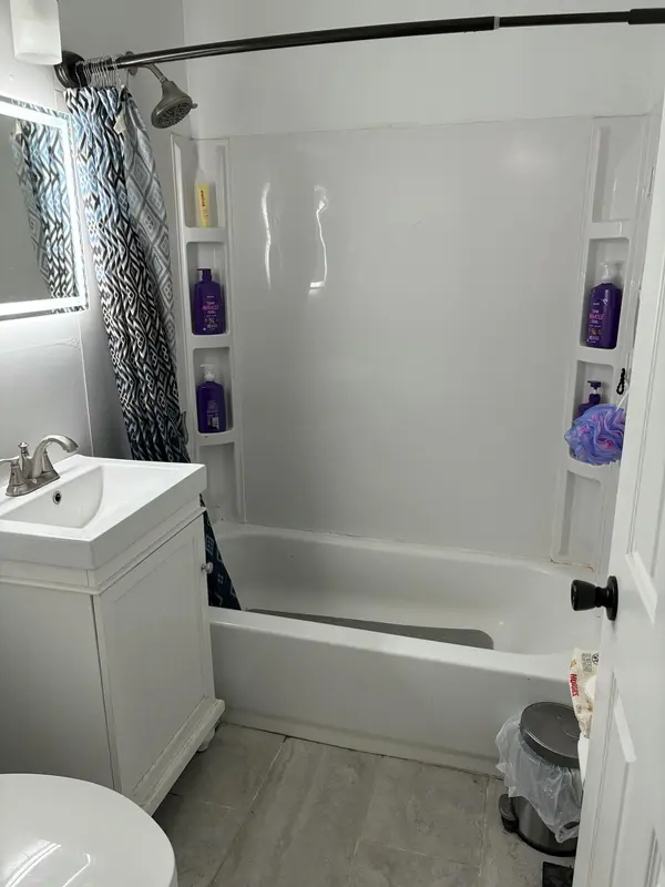 2516 Central Drive, Gary, IN 46407