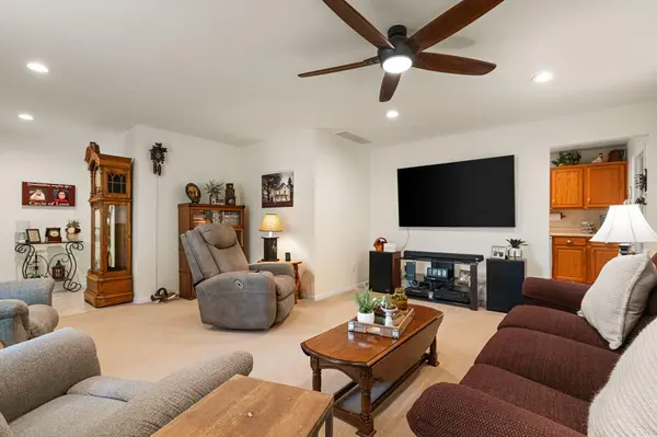 2842 Cardinal Drive, Wheatfield, IN 46392