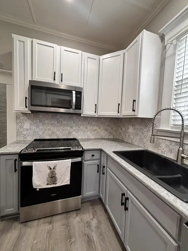 303 N Davis Street, Wolcott, IN 47995