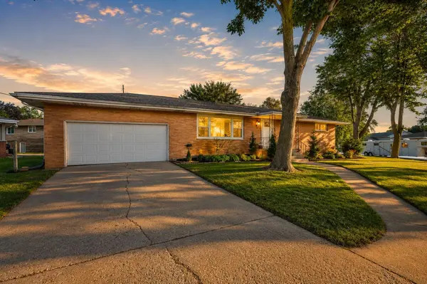 700 W 55th AVE, Merrillville, IN 46410