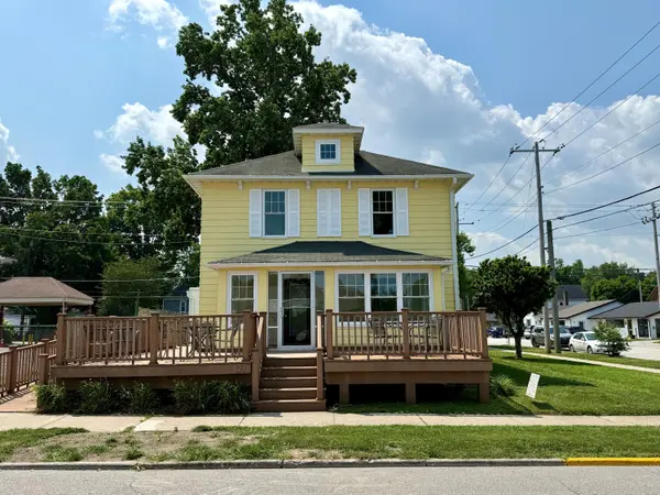 321 Broadway AVE, Chesterton, IN 46304