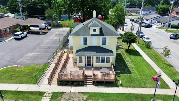 321 Broadway AVE, Chesterton, IN 46304