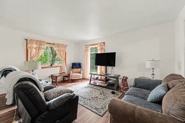445 E 1100, Wheatfield, IN 46392