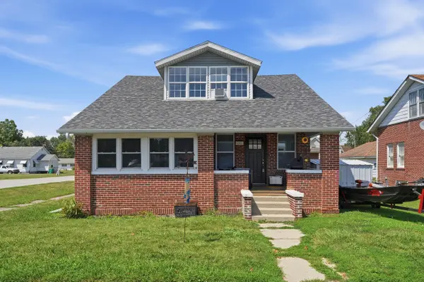 102 E Washington Street, Morocco, IN 47963
