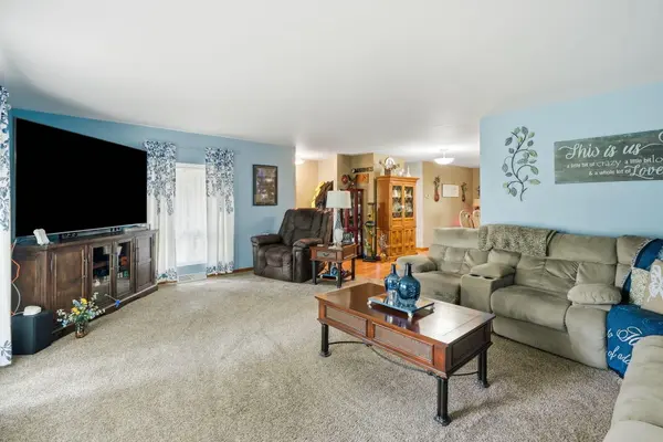 484 E Robbins Street, Wheatfield, IN 46392