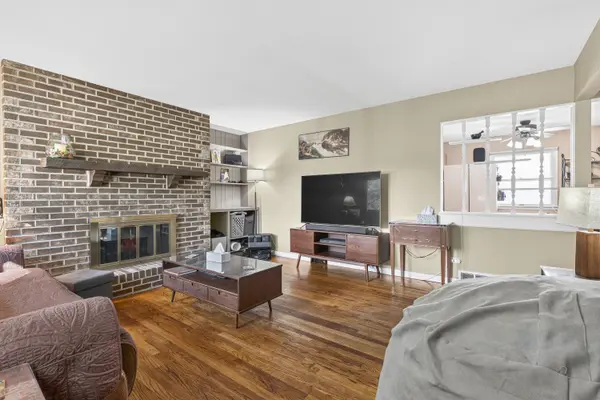 3502 44th Street, Highland, IN 46322