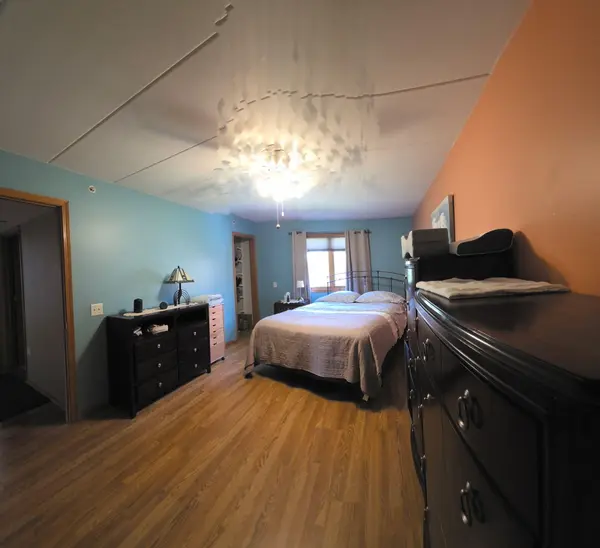 6840 W Winding TRL #301, Oak Forest, IL 60452