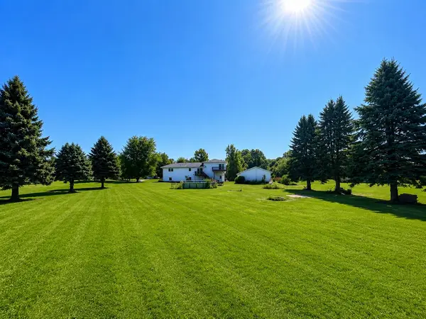 406 Northfield Lane, Valparaiso, IN 46383