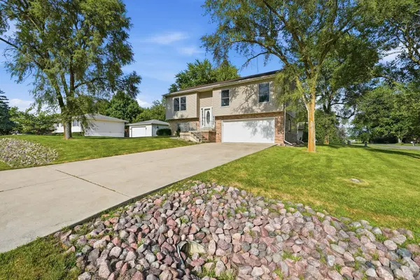 3909 Brookside DR, Crown Point, IN 46307