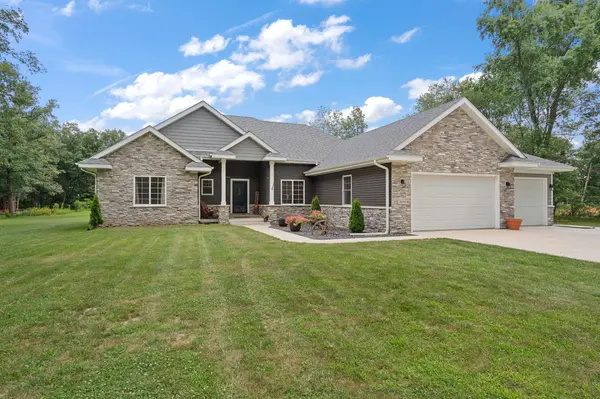 3054 Peacock Lane, Wheatfield, IN 46392