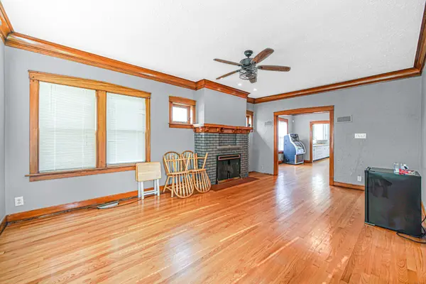 4124 Sheffield AVE, Hammond, IN 46327