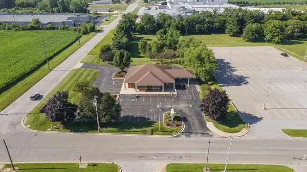 201 S Koomler Drive, La Porte, IN 46350