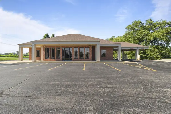 201 S Koomler Drive, La Porte, IN 46350