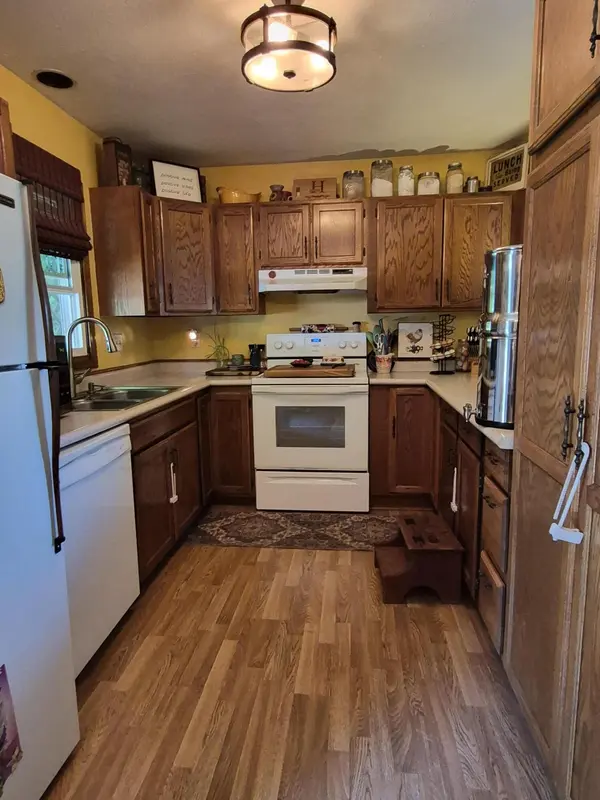 455 Woodlawn AVE, Chesterton, IN 46304